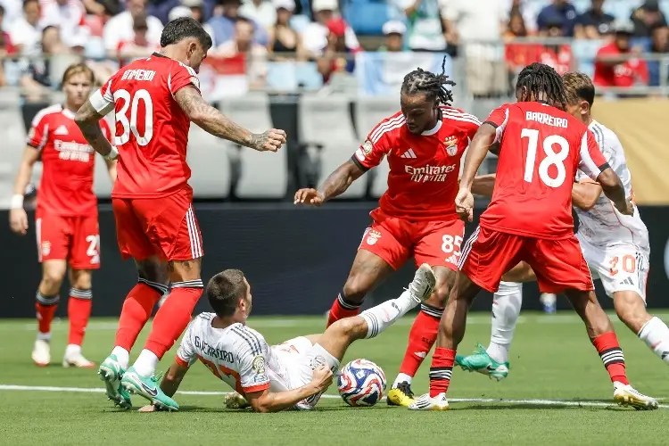 Mundial de Clubes: Gana Benfica y eliminan a Boca Juniors