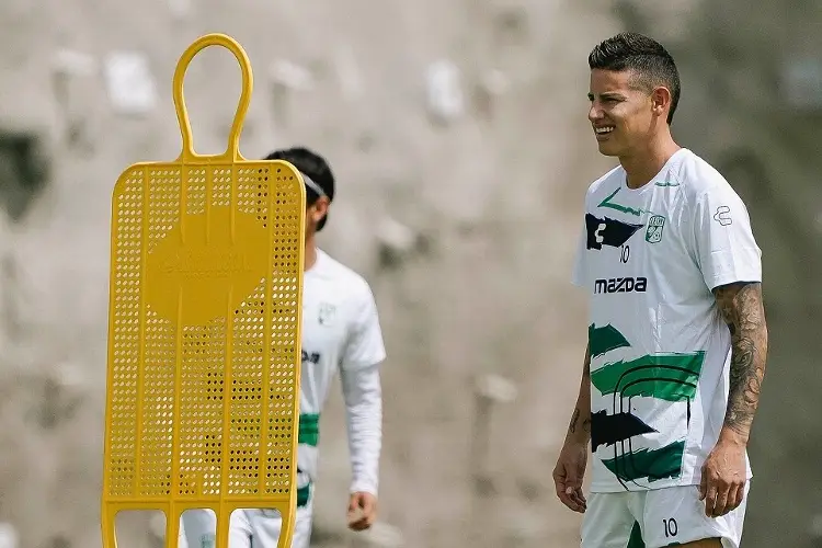 James Rodríguez regresa con León