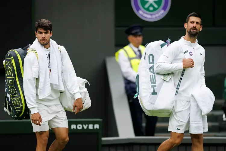 Carlos Alcaraz y Novak Djokovic estrenan la pista central de Wimbledon 2025