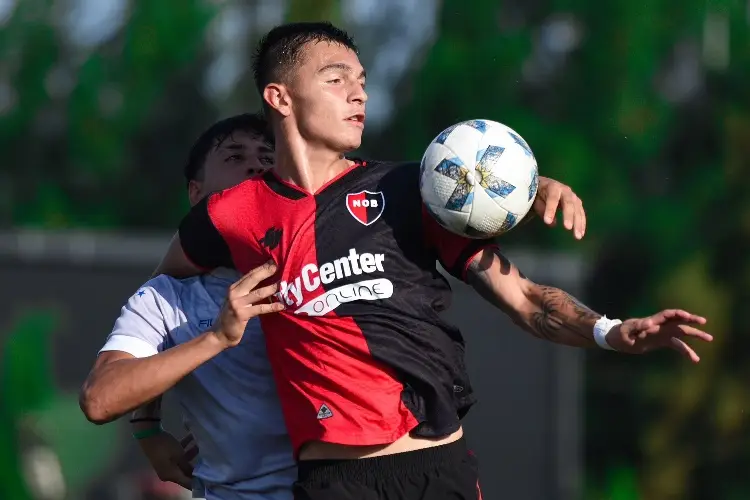 El mexicano que viene con Newell’s a jugar en el Pirata Fuente