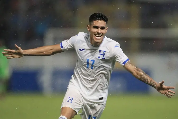 Honduras elimina a Panamá y sigue con vida en la Copa Oro