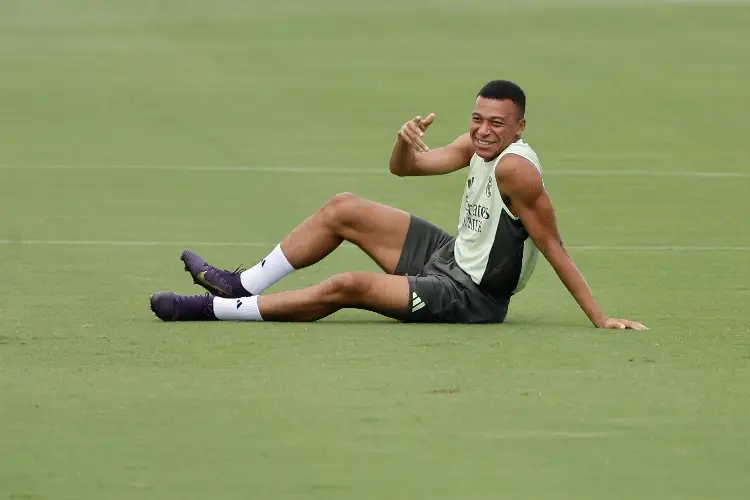 Mbappé podría debutar en el Mundial de Clubes