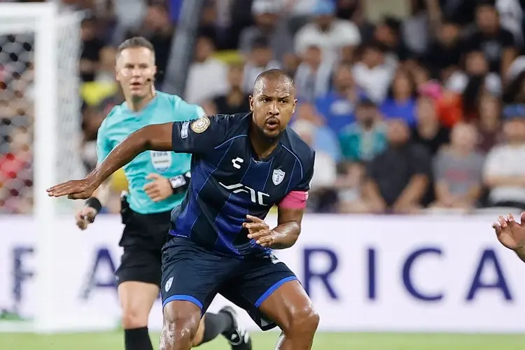 Salomón Rondón se despide de Pachuca