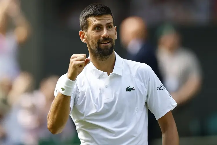 Novak Djokovic avanza con autoridad en Wimbledon