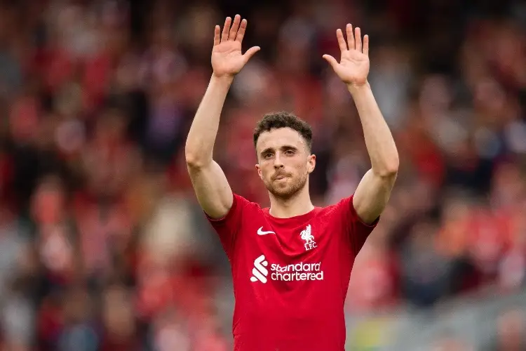 Liverpool pide tiempo para realizar homenaje a Diogo Jota