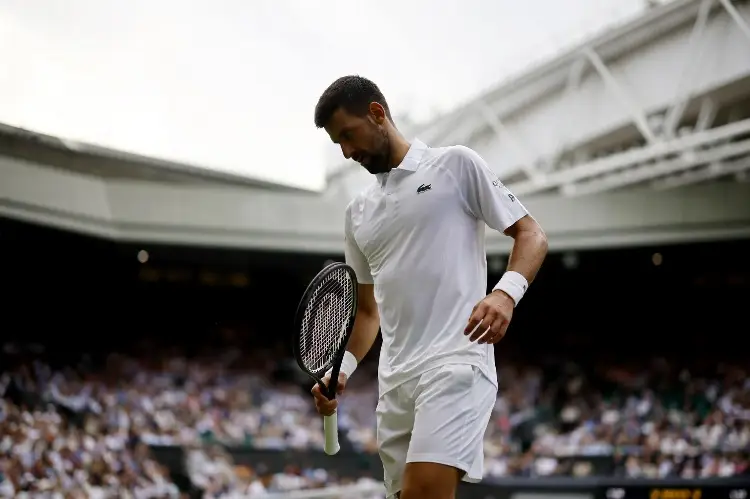 Djokovic alcanza las cien victorias en Wimbledon