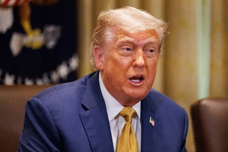 Trump demanda a California por permitir atletas transgénero en competencias femeninas
