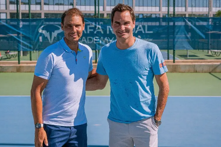 Roger Federer visita a Rafa Nadal en su academia