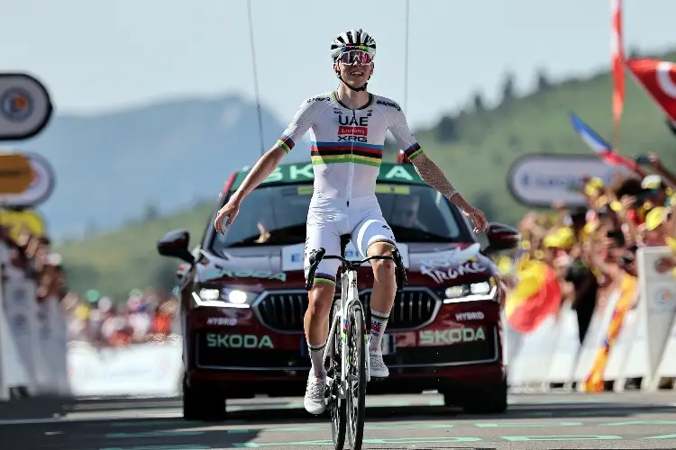 Pogacar cada vez más cerca de ganar su cuarto Tour de Francia