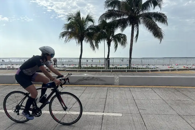 Todo un éxito el Triatlón Fuga de Isla 2025