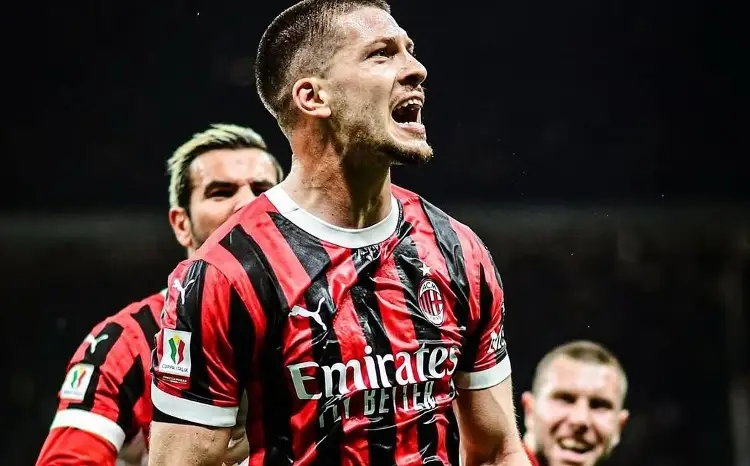 Se tambalea llegada de Jovic al Cruz Azul