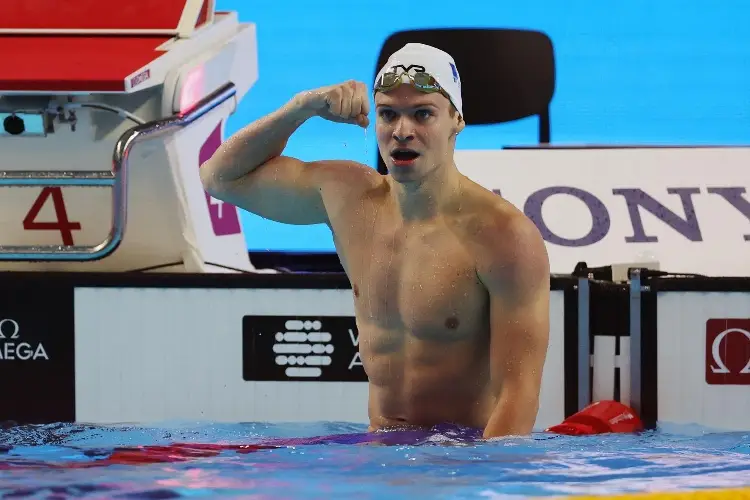 Natación: Pulverizan récord del mundo en 200 combinado