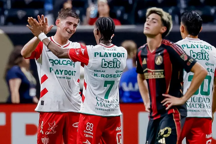 Necaxa sorprende y le pega al Atlanta United