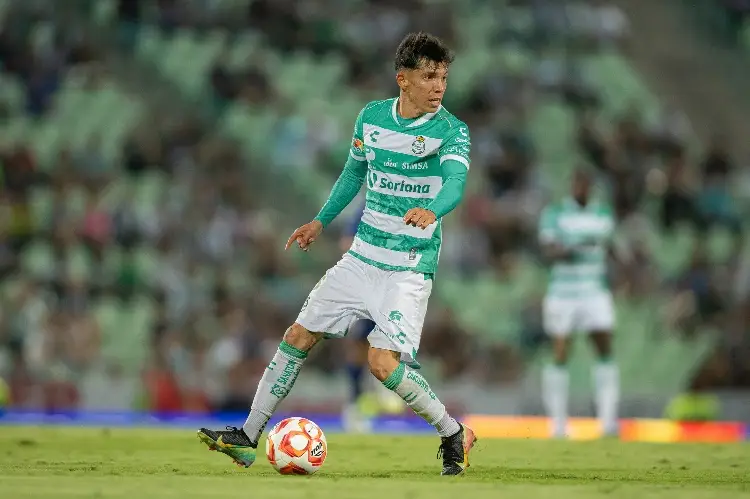 Santos tropieza ante Colorado