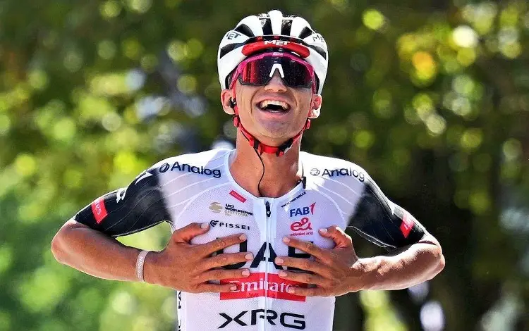 Isaac del Toro triunfa Circuito de Getxo