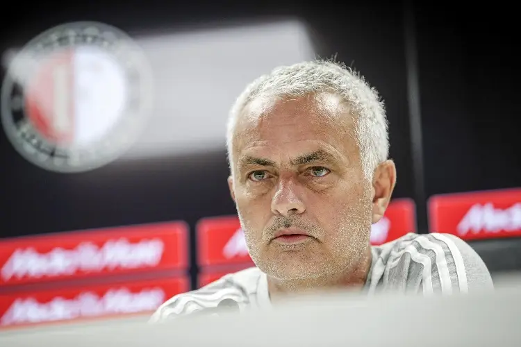 Mourinho rompe en llanto por la muerte de Jorge Costa
