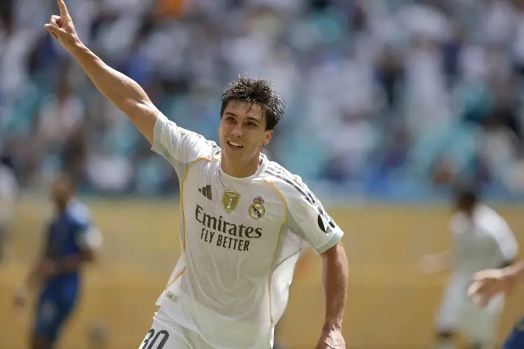 Gonzalo renueva con el Real Madrid hasta 2030