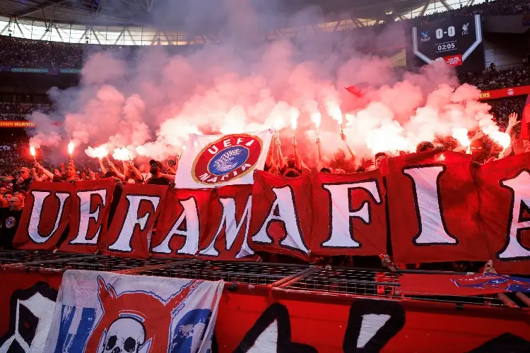 'UEFA mafia', la protesta del Crystal Palace tras ser excluidos de la Europa League