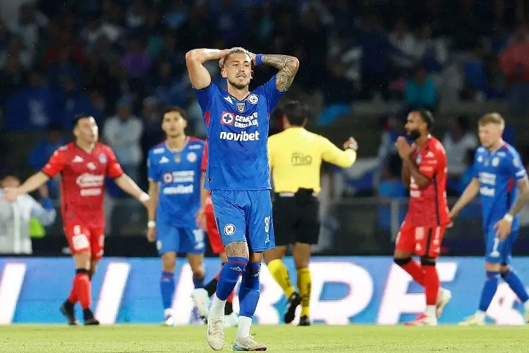 Messi se quiere llevar a Piovi del Cruz Azul