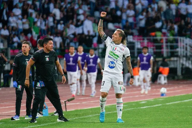 A sus 39 años, un ex de la Liga MX anota y pone a su club muy cerca de avanzar en la Copa Sudamericana