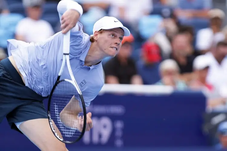 Jannik Sinner no tiene problemas y accede a Cuartos de Final en el Masters de Cincinnati 