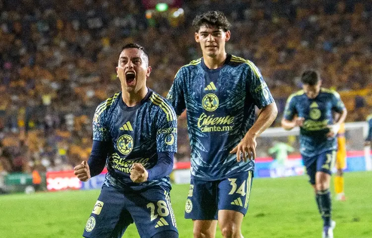 América remonta, vence a Tigres y les quita el invicto