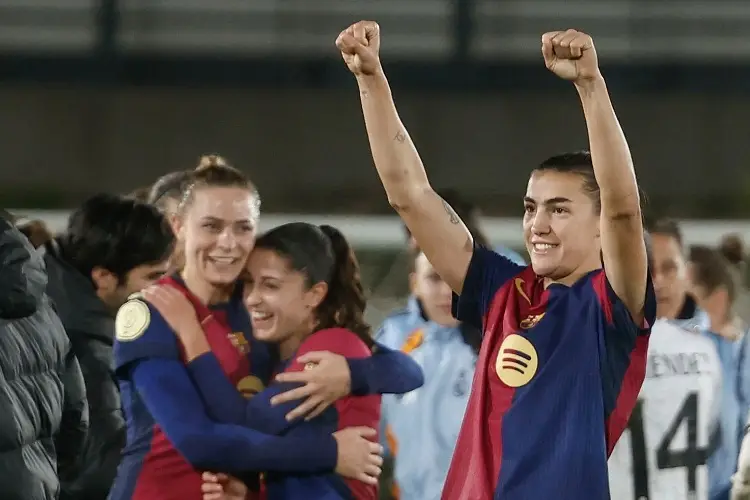 Barcelona ya viaja a México para gira de pretemporada