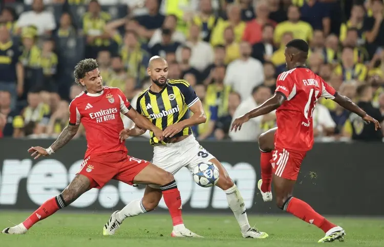 ¡Ya esperan a Edson Álvarez! Fenerbahce empata vs Benfica rumbo a la Champions League