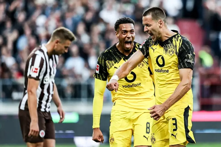 Lluvia de goles durante el debut de Borussia Dortmund en la Bundesliga 