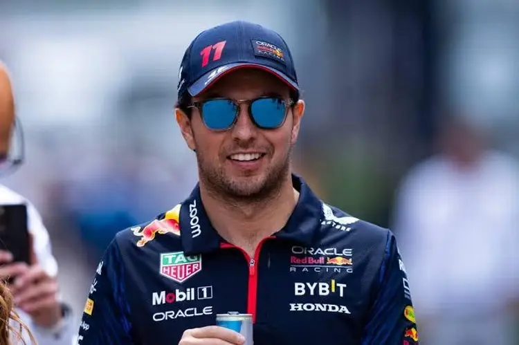 Checo Pérez, listo para el gran regreso: ¡Cadillac lo ficha para 2026!
