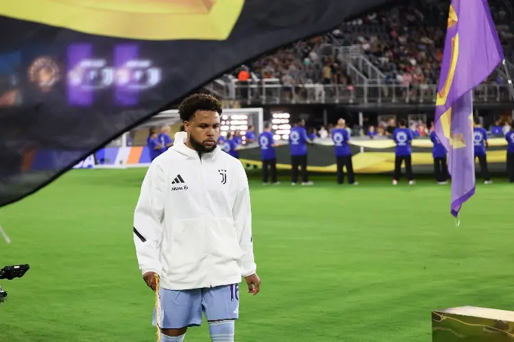 Juventus denuncia racismo contra el estadounidense McKennie