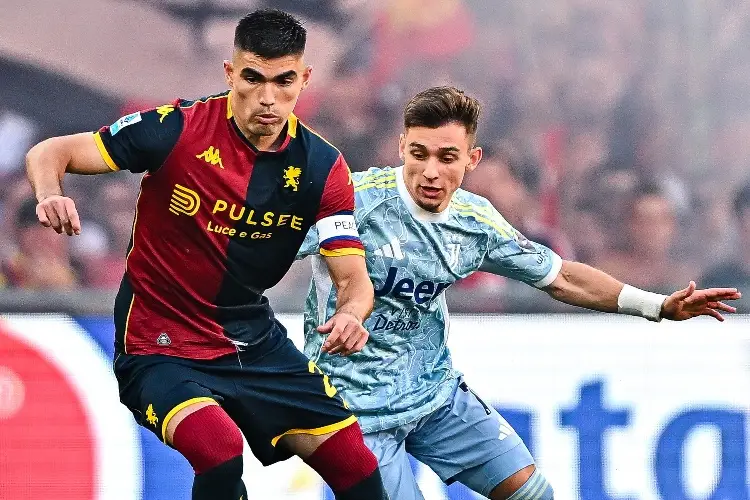 Juventus se impone al Genoa de Johan Vásquez
