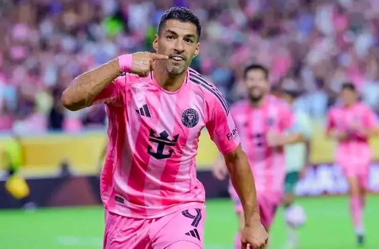 ¡Terrible! Luis Suárez escupe a rival tras perder la Final de la Leagues Cup 