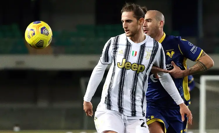 AC Milan se hace de dos nuevos fichajes