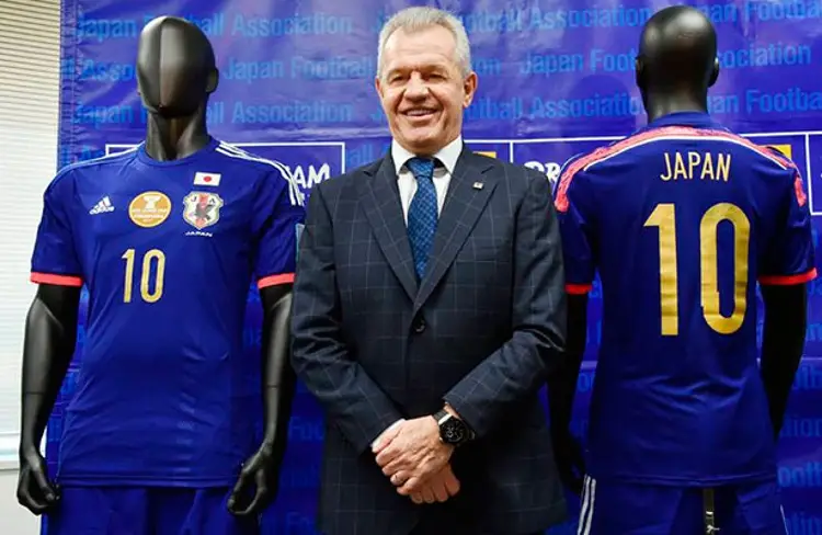 La vez que 'Vasco' Aguirre dirigió a Japón y fue despedido por presunto amaño de partido