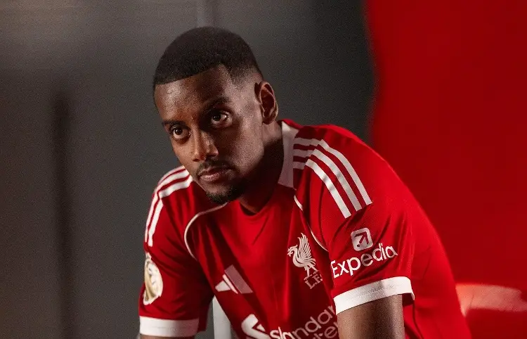 Alexander Isak encabeza la lista de Liverpool para la Champions League 