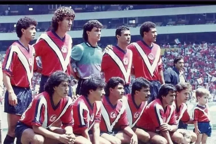 Adolfo Ríos presume a su nieto cuando jugaba en el Veracruz