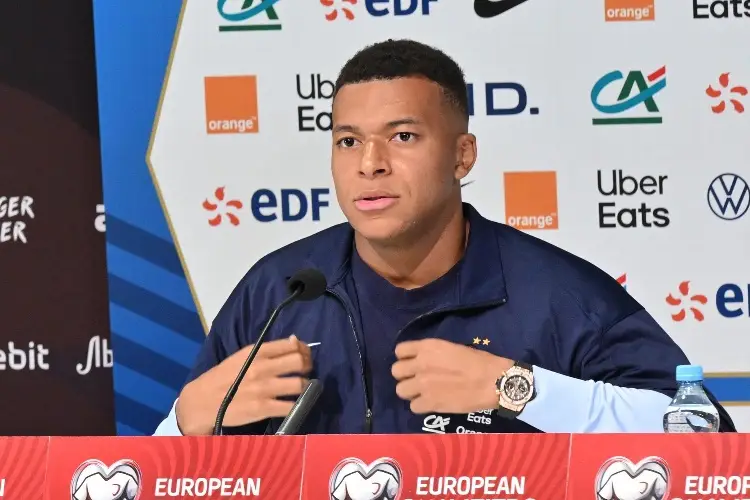 Mbappé critica el calendario y asegura no poder estar al máximo nivel
