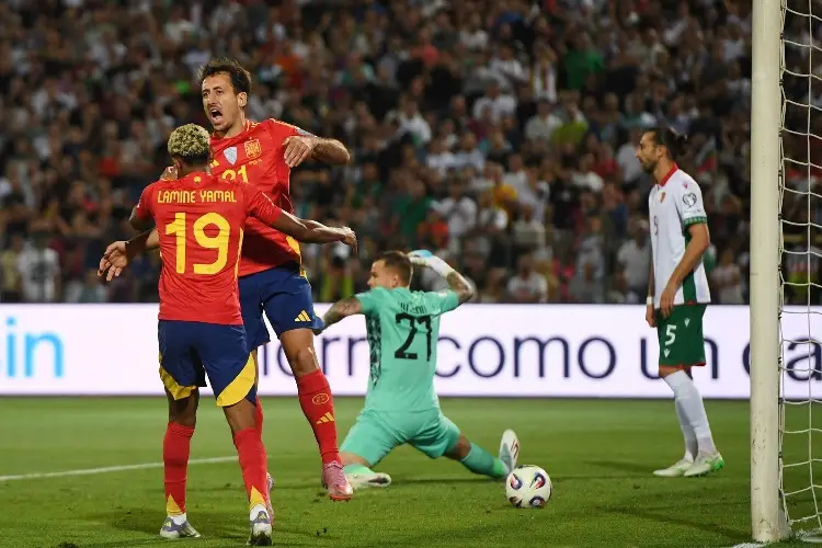 España debuta con goleada camino al Mundial 2026