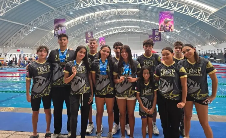 Pirañas Triracing de Veracruz destaca en la Copa Alpha de Natación