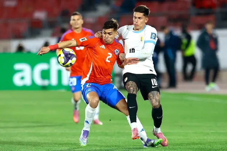 Chile se despide de la eliminatoria mundialista con un triste empate ante Uruguay 