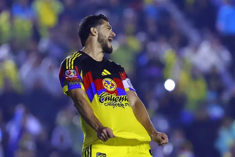 Henry Martín, listo para pelear por la titularidad en América