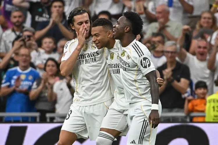 Real Madrid vence al Espanyol y marcha con paso perfecto en La Liga 
