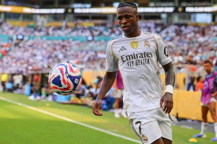 Vinicius muy lejos de poder pelear por el Balón de Oro