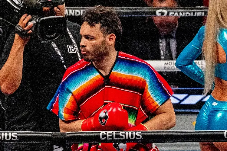 Julio César Chávez Jr. volverá a boxear, pese a problemas legales