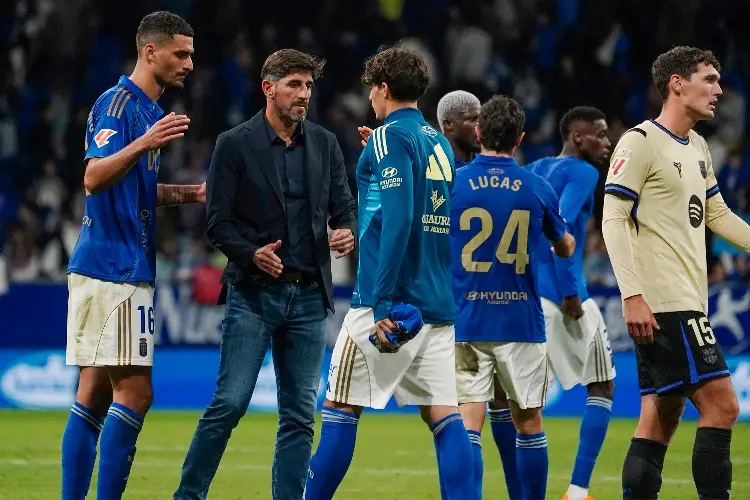 Veljko Paunovic y el error que lo condenó a perder frente al Barcelona