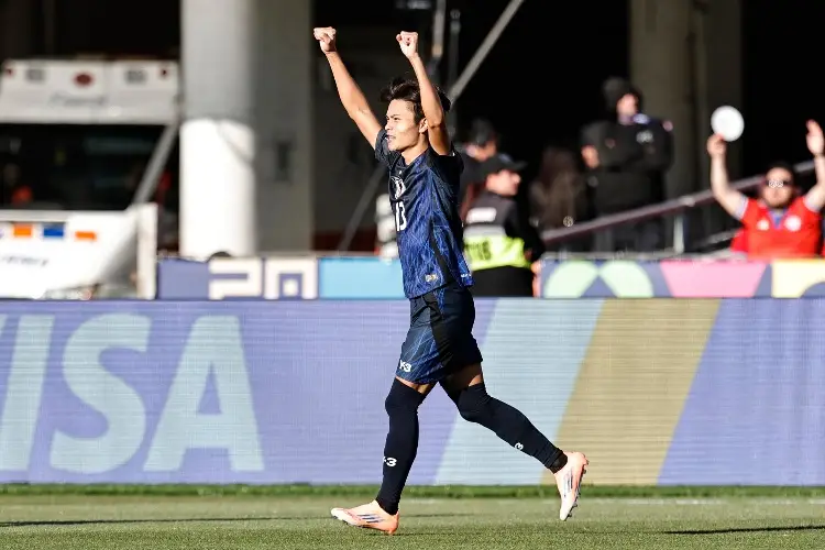 Japón gana en su debut en el Mundial