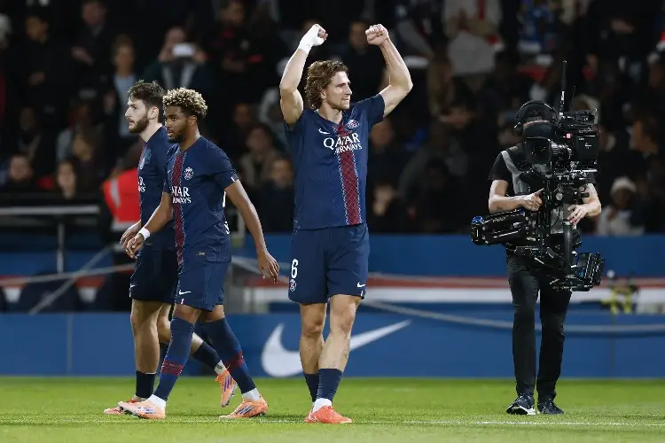 PSG suma nueva victoria, pero pierde jugadores antes de medirse al Barcelona