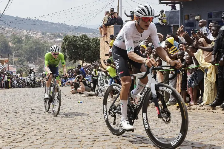 ¡Isaac del Toro mejor latino en el Mundial de ciclismo! Está en el Top Ten