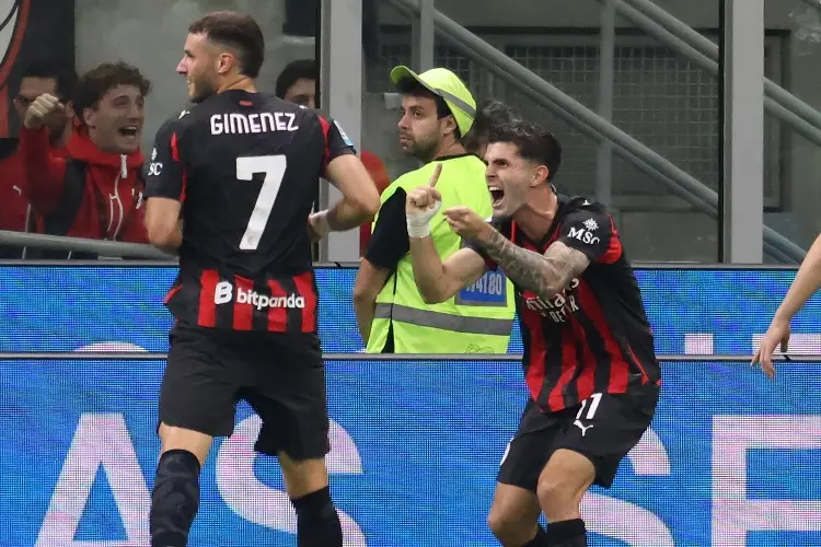 Santi Giménez y AC Milan son los nuevos líderes de la Serie A